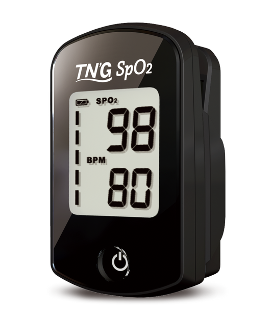 FORA TN’G SpO2 fingertip pulse oximeter in black, displaying SpO2 at 98% and pulse rate 80 BPM on large digital screen.